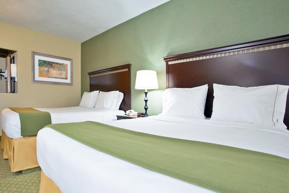 Holiday Inn Express Cincinnati West By Ihg Dent Bagian luar foto