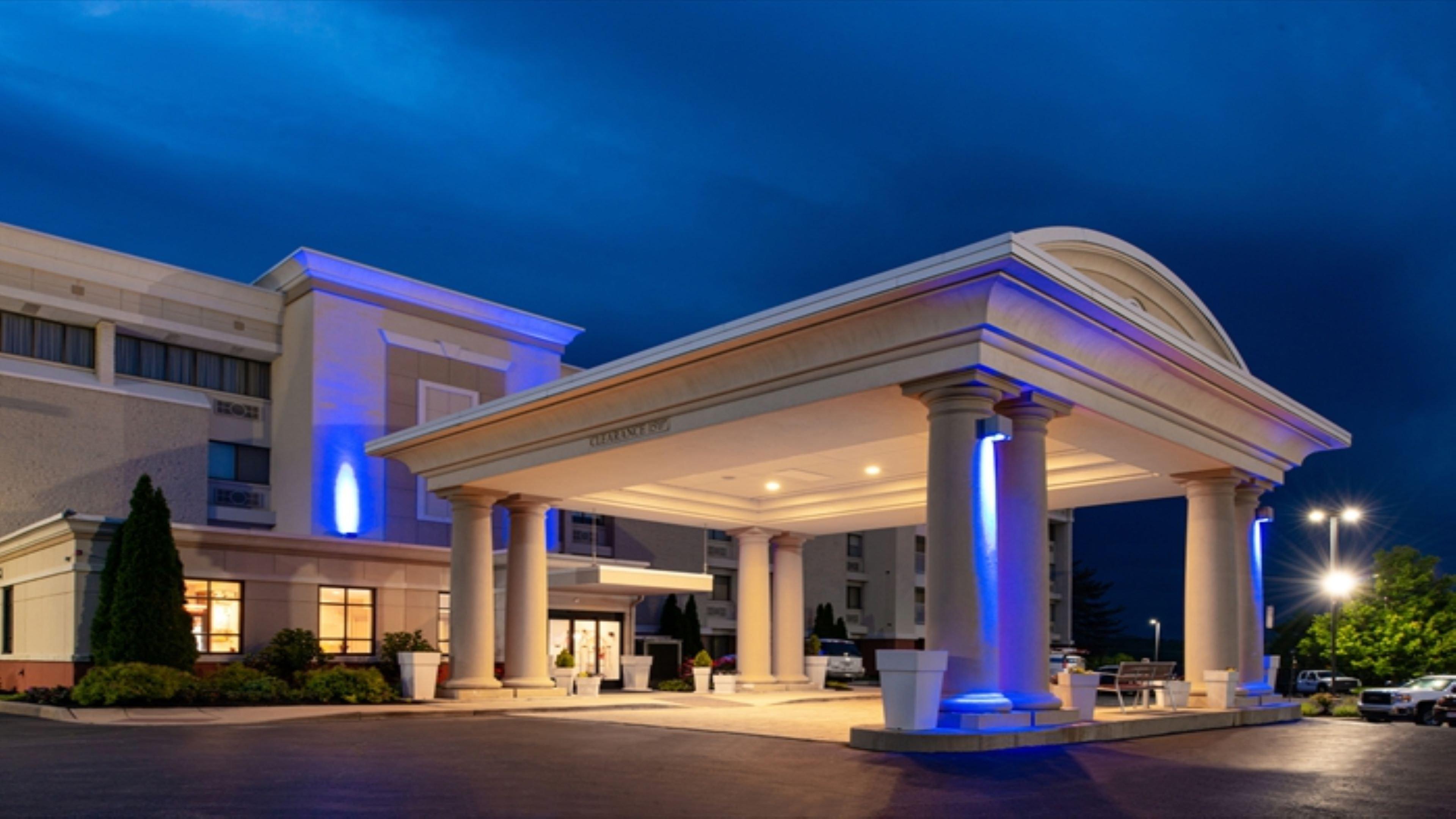 Holiday Inn Express Cincinnati West By Ihg Dent Bagian luar foto