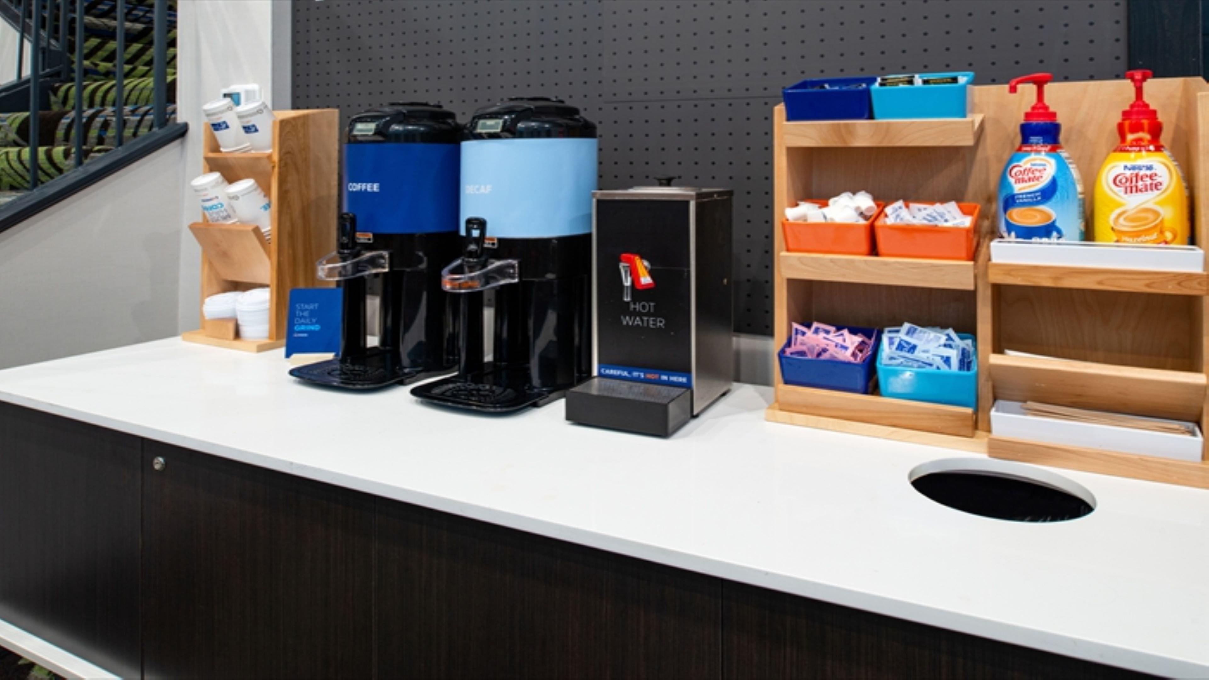 Holiday Inn Express Cincinnati West By Ihg Dent Bagian luar foto