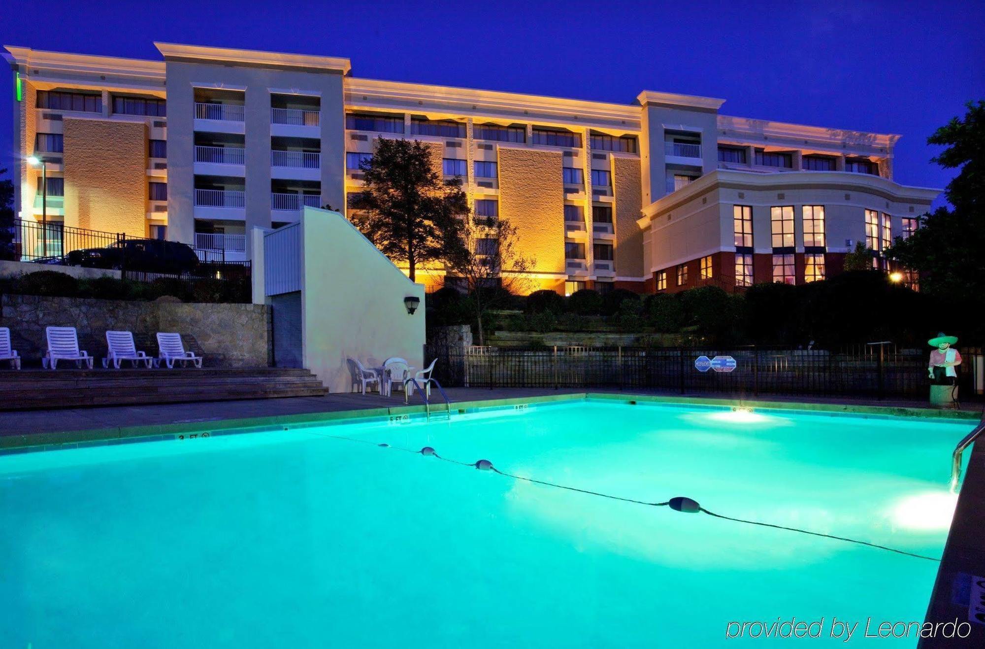 Holiday Inn Express Cincinnati West By Ihg Dent Bagian luar foto